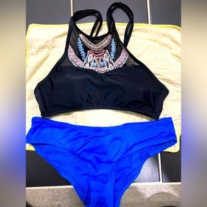 Gorgeous bikini - size small